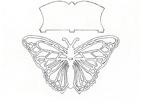 Панно в форме бабочки с отверстием под полочку (полку можно сделать фигурной, прямоугольной, полукруглой).